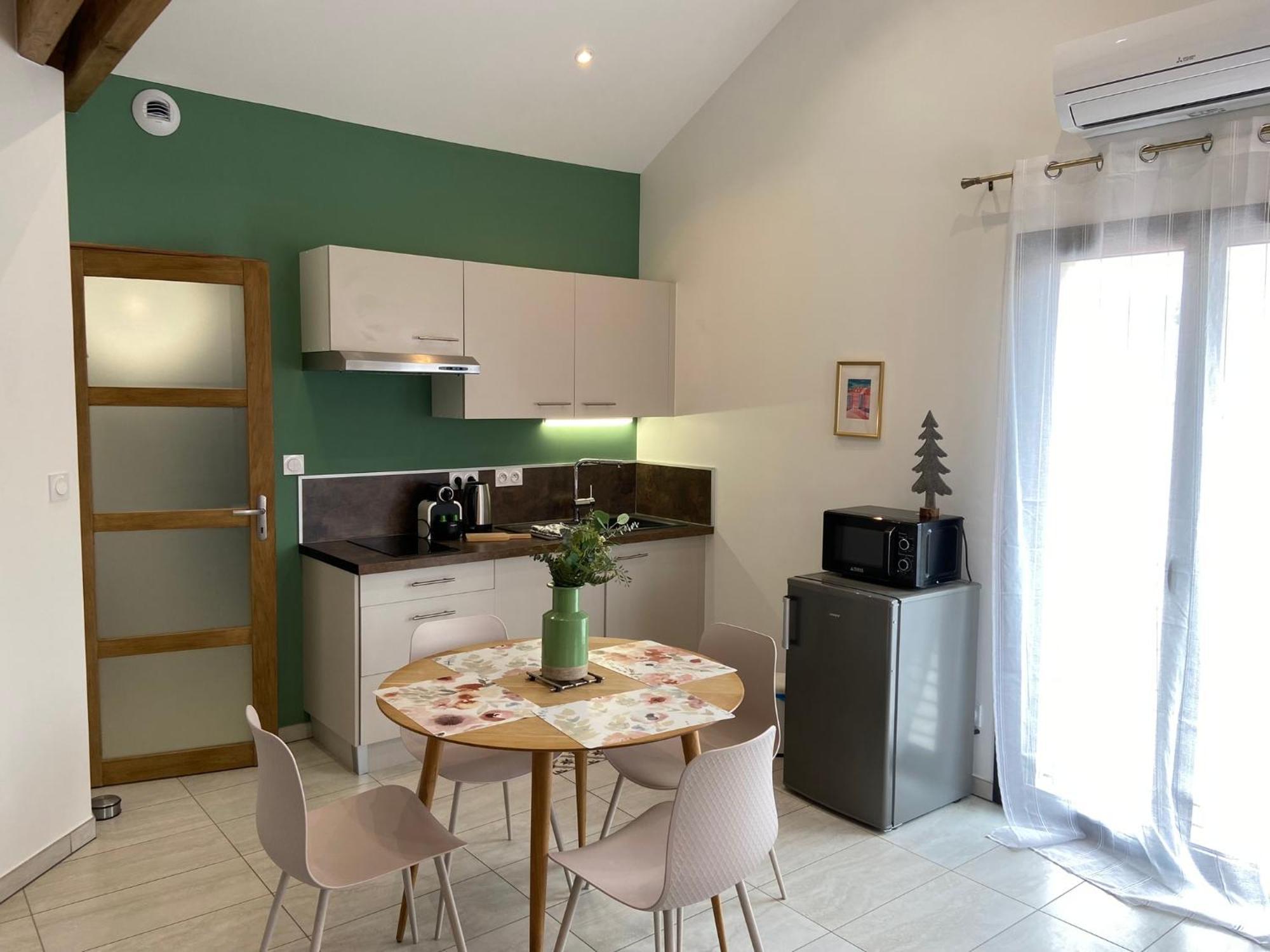 Appartement 2 A 4 Personnes, Une Pause Au Vert Chateauvieux  Luaran gambar
